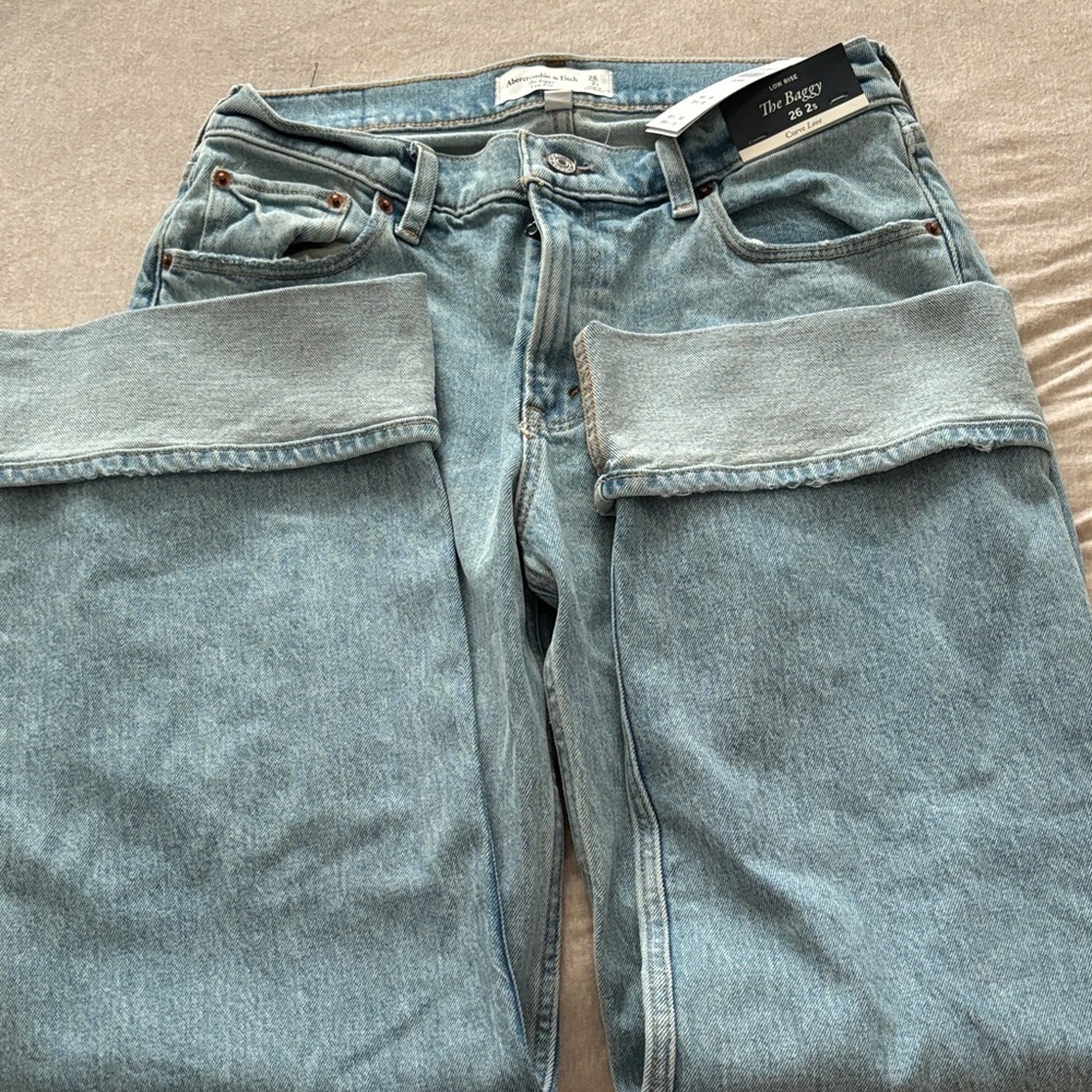 Abercrombie low rise baggy jean